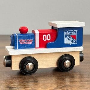 New York RANGERS Hockey Toy Train Engine Car Wooden Kids Collectible 2016 NHL